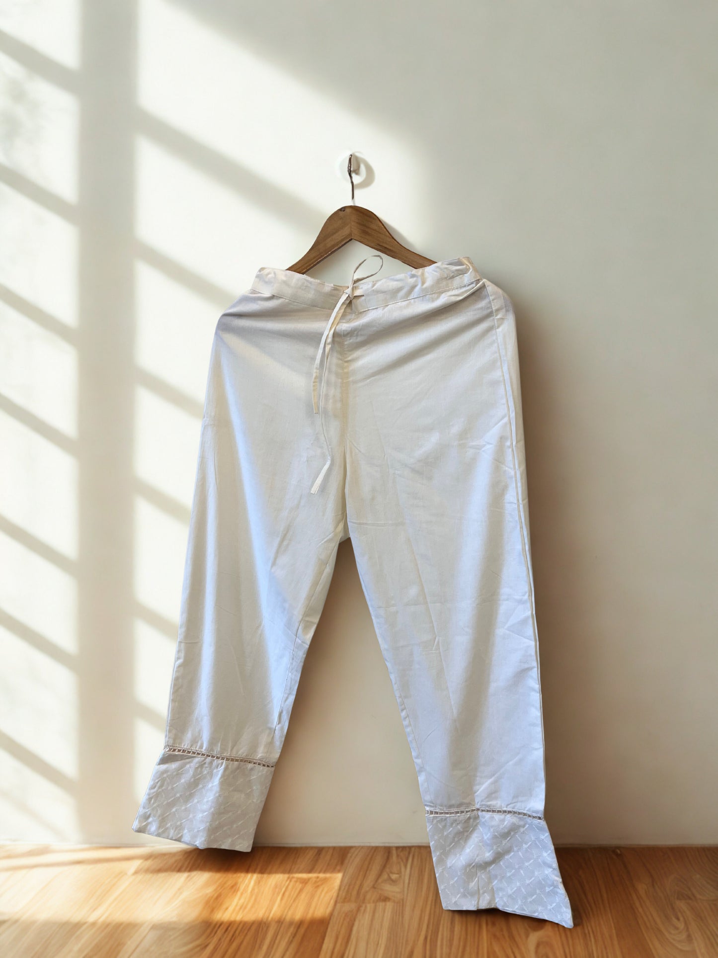 Off White Pattern Pant