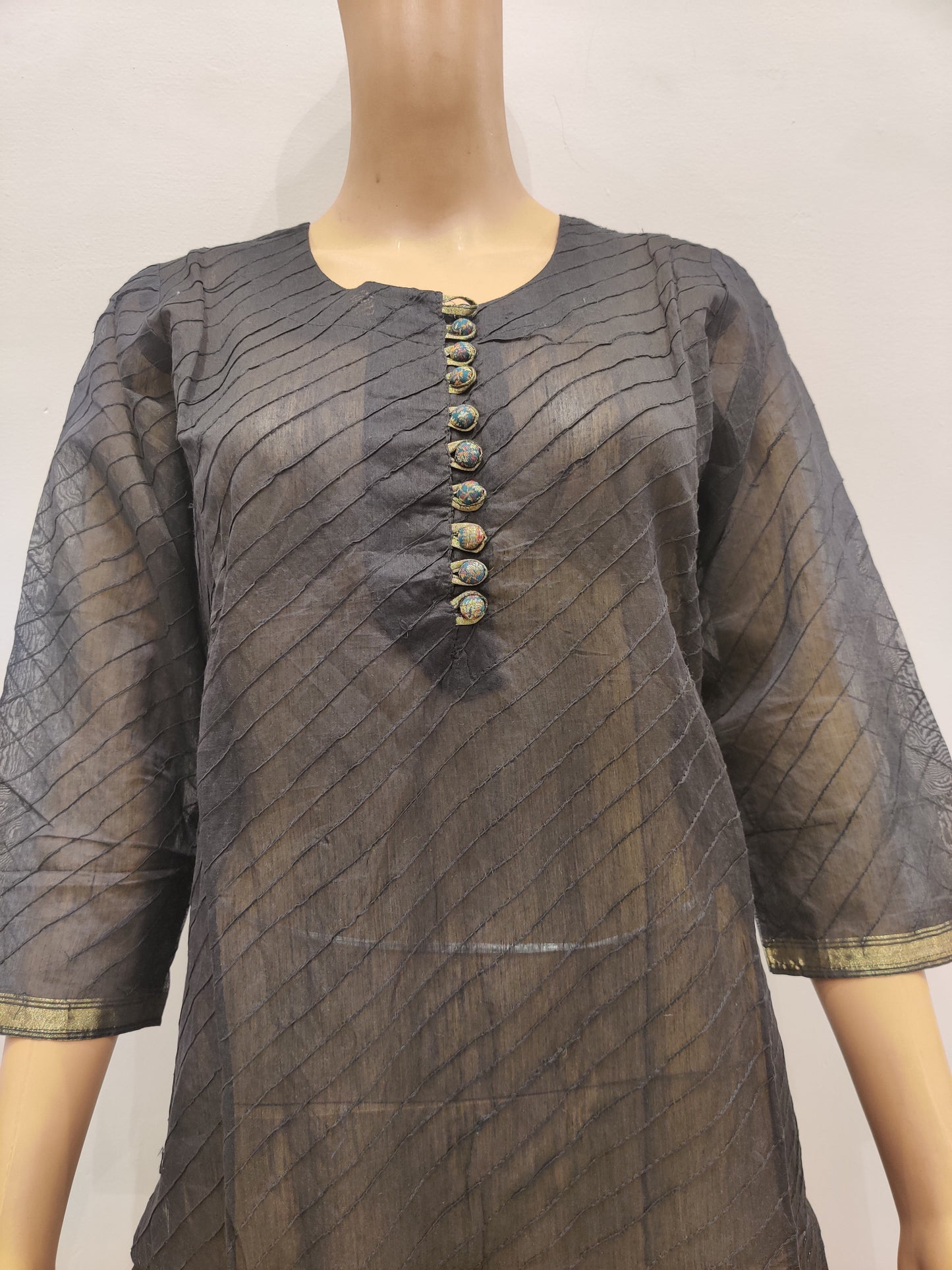 Gulmoher Kurta