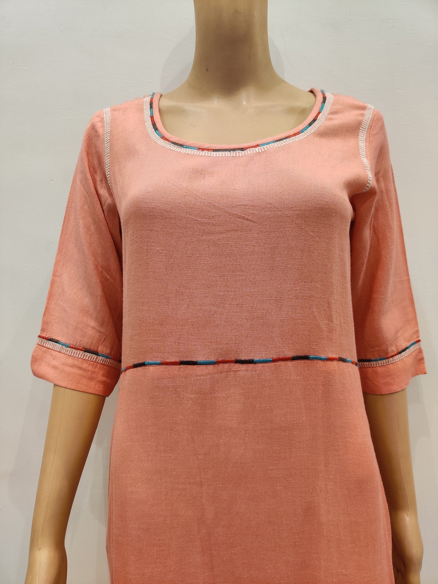 Gerbera Kurta