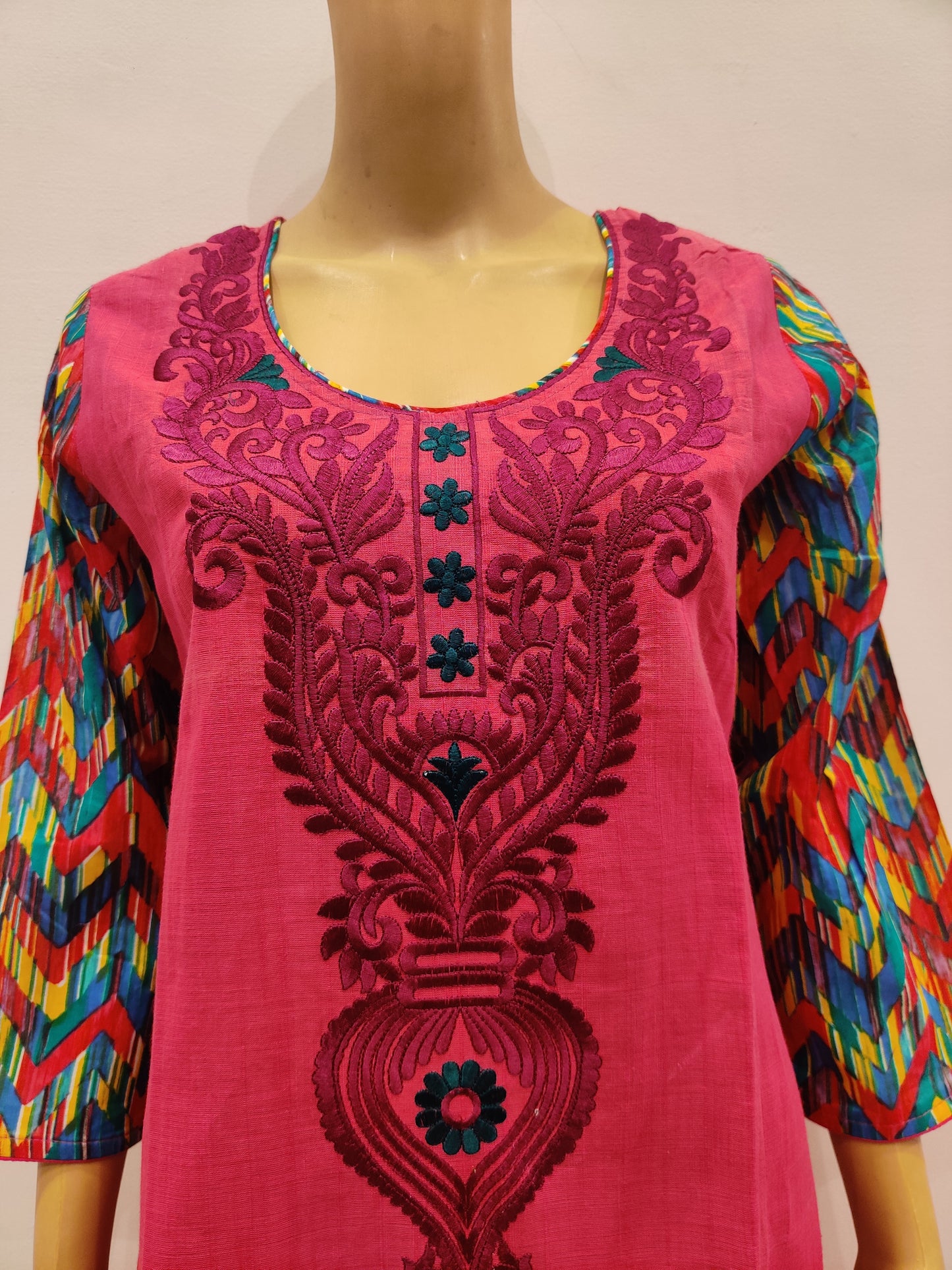 Daffodil Kurti