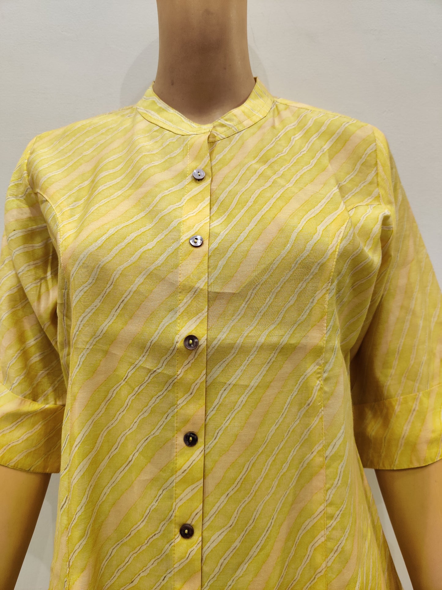 Verbena Kurti