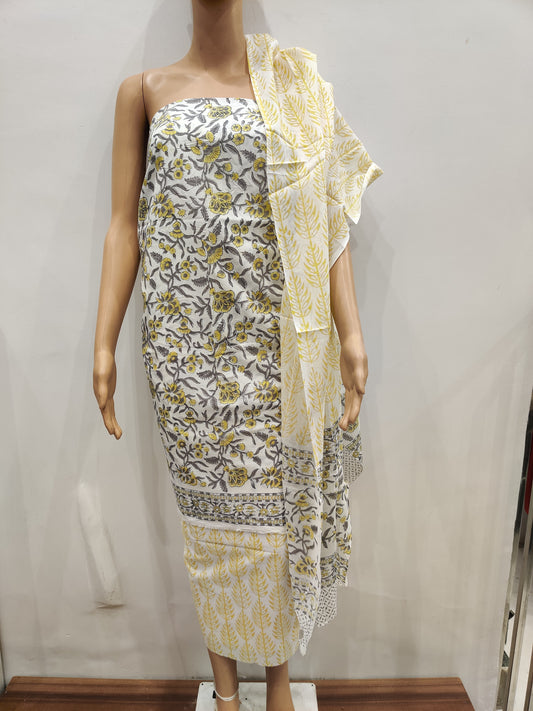 Ixora Coccinea Unstitched set