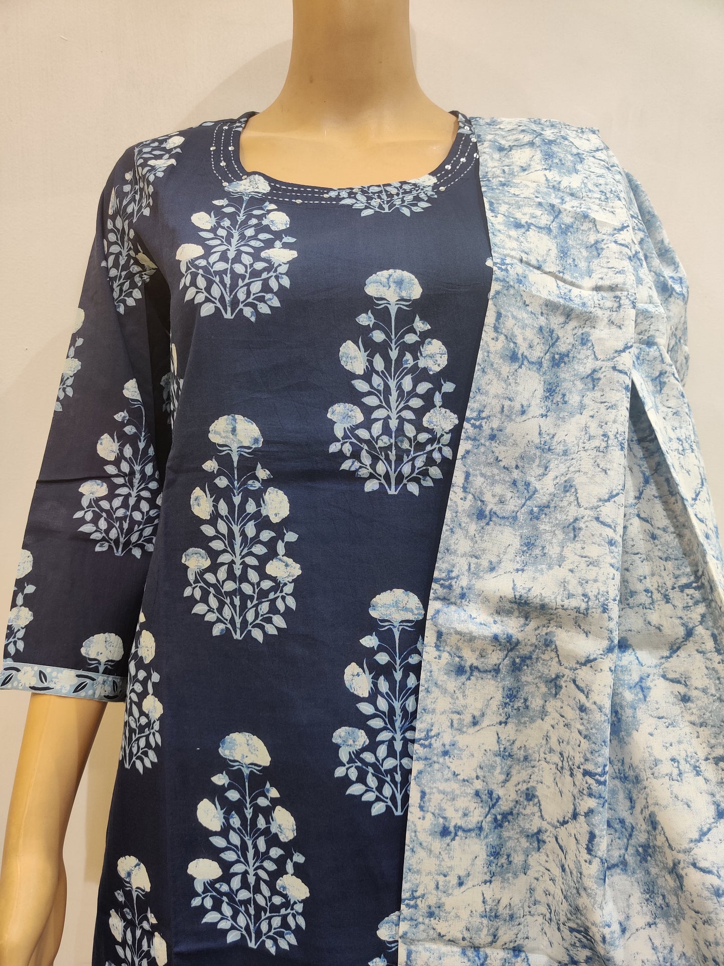 Basket of Gold Kurta pant with dupatta set