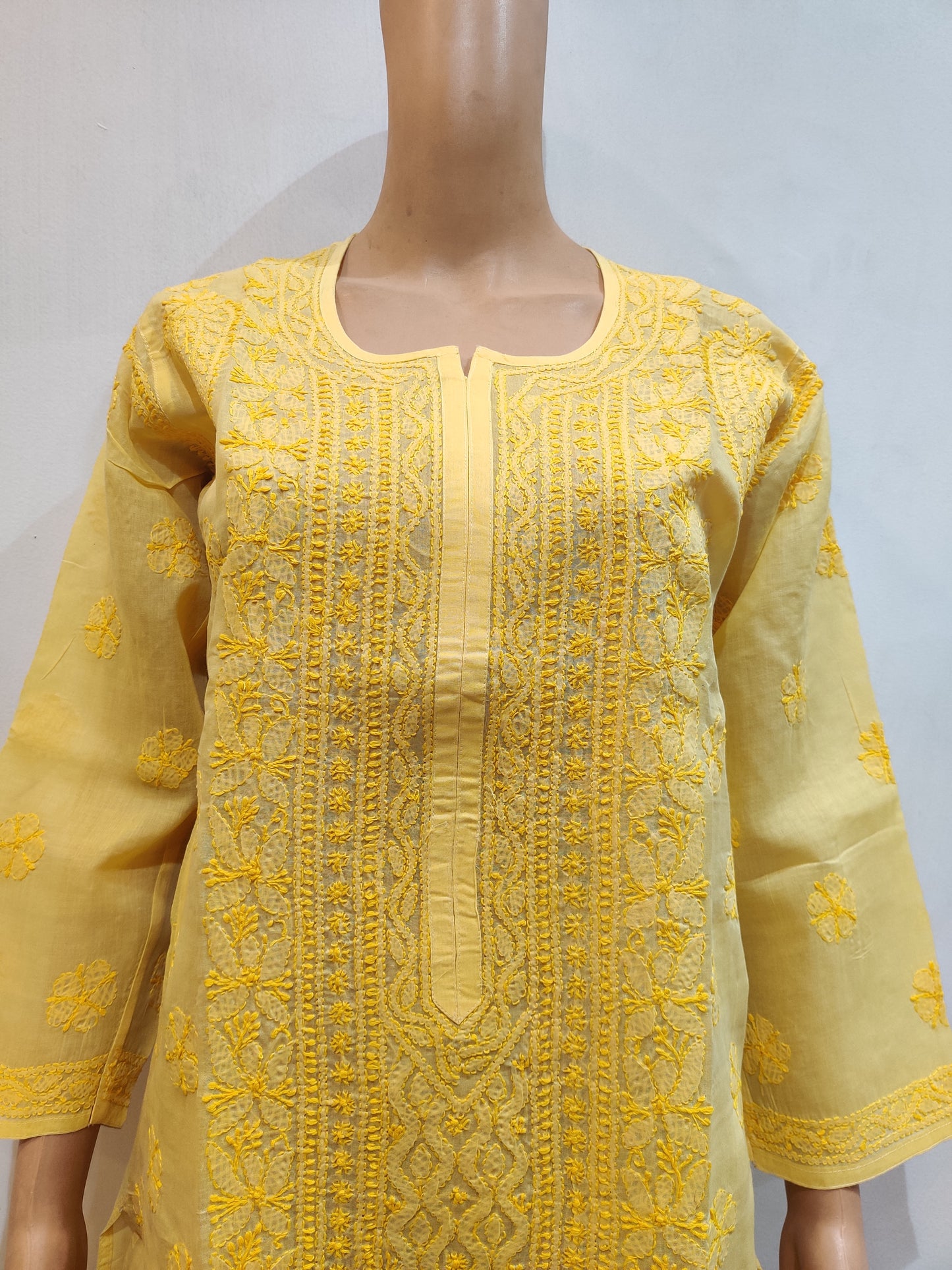 Watsonia Kurti