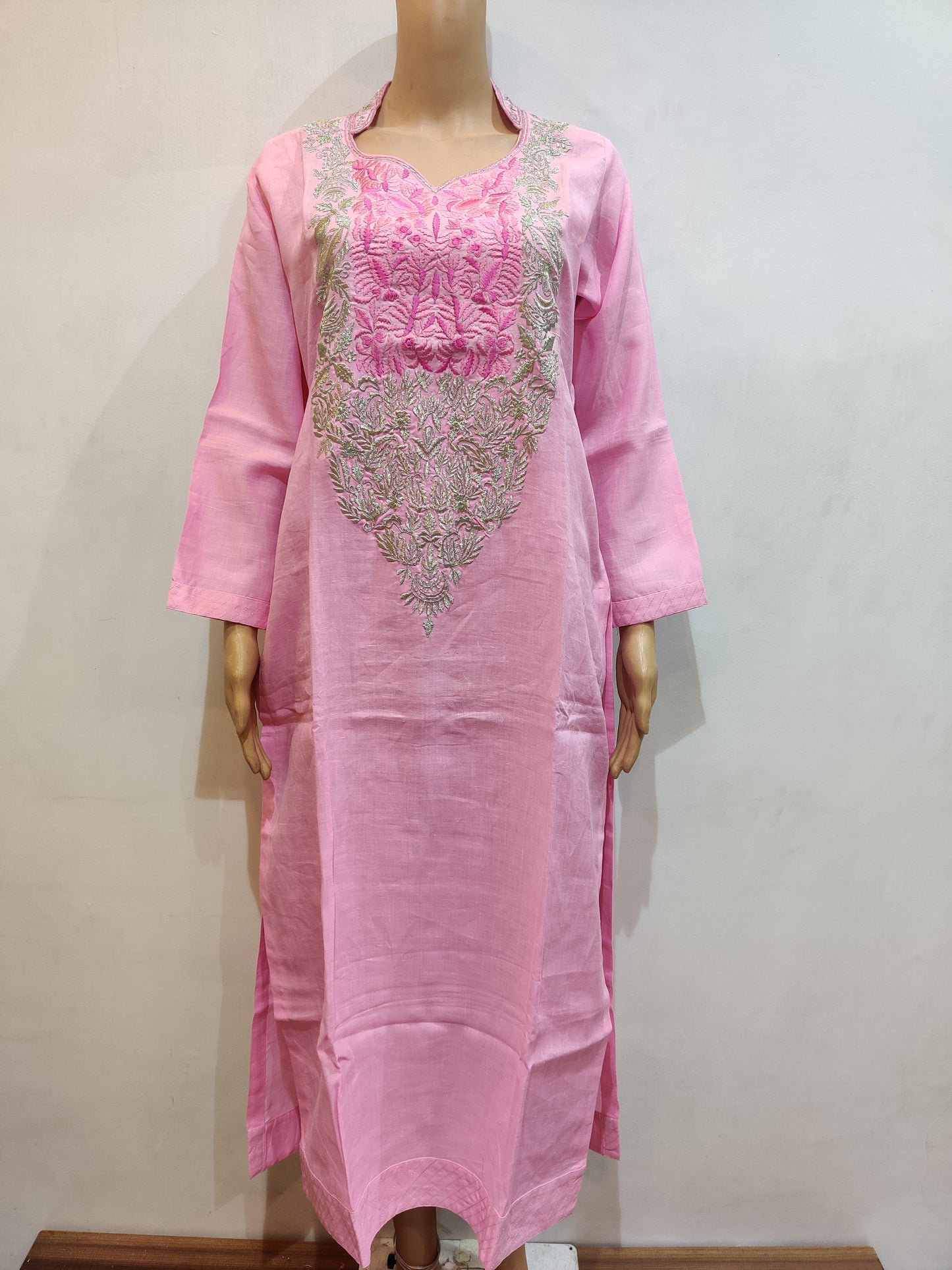 Ageratum Kurti