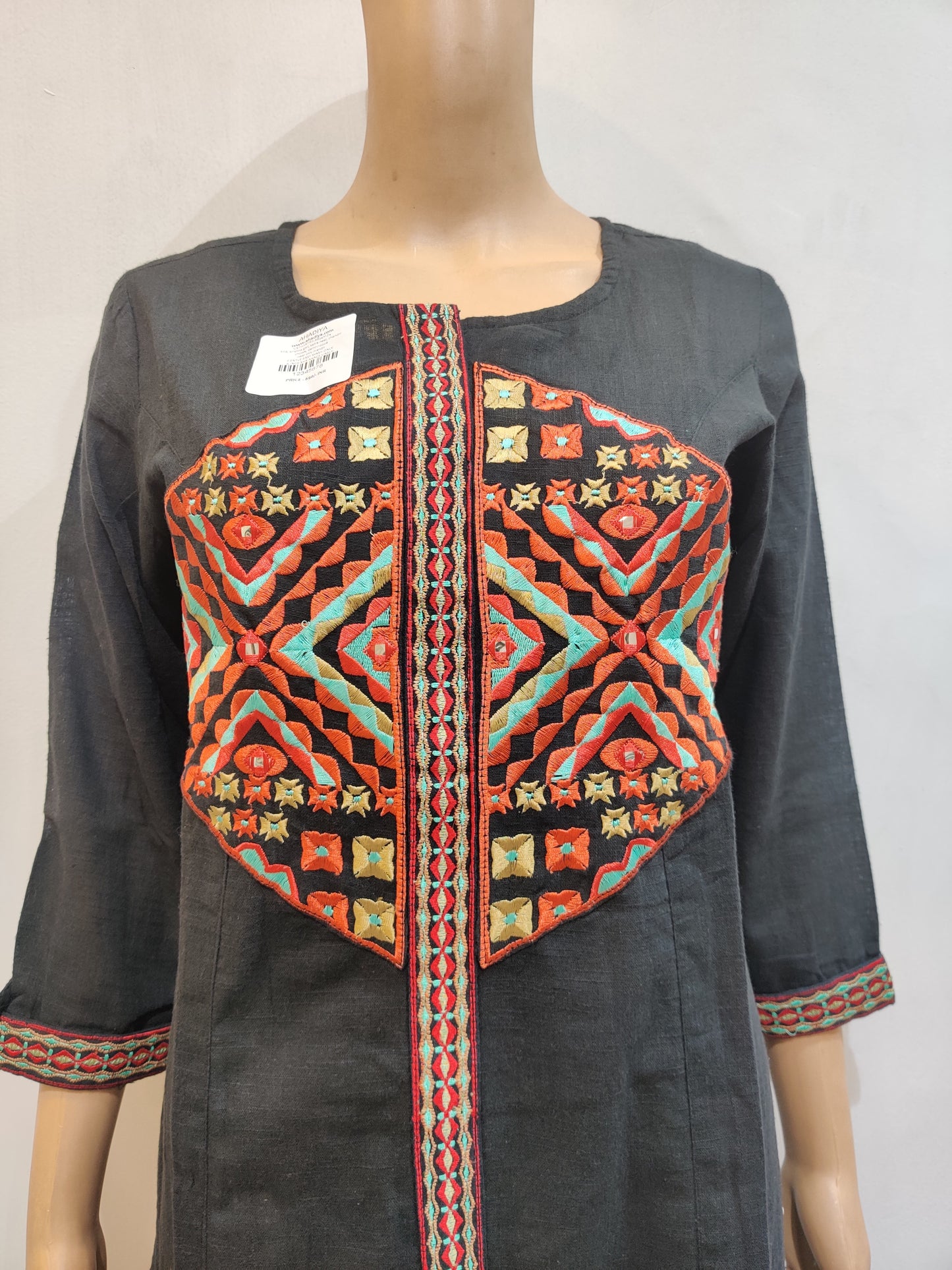 Mandevilla Kurti