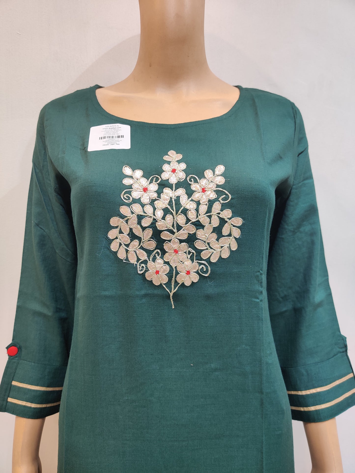 Impatiens Kurti