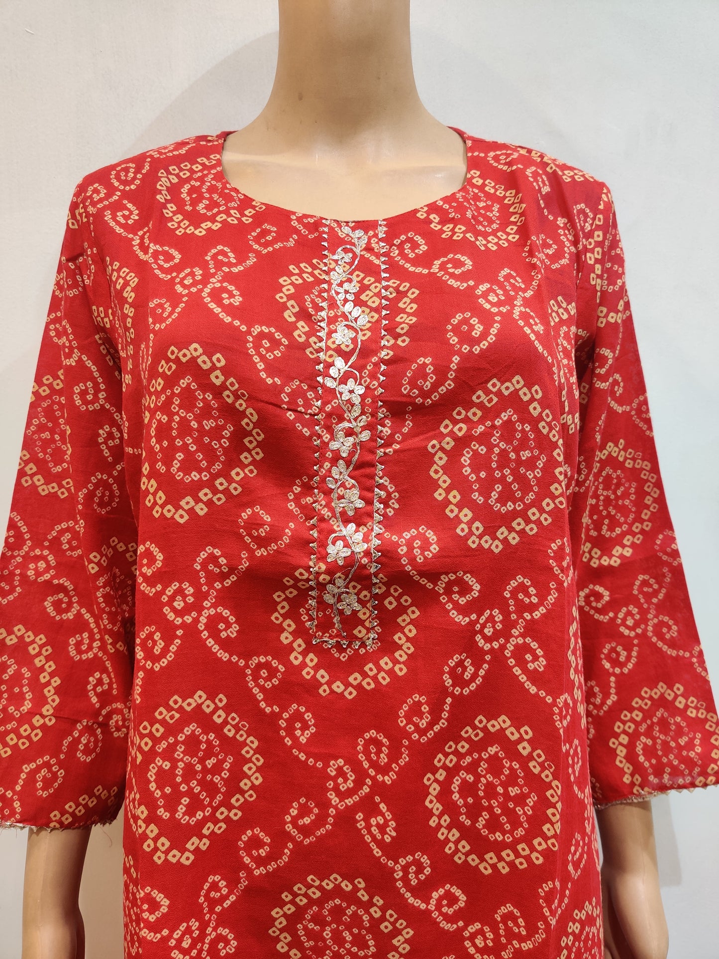 Fiddleneck Kurti