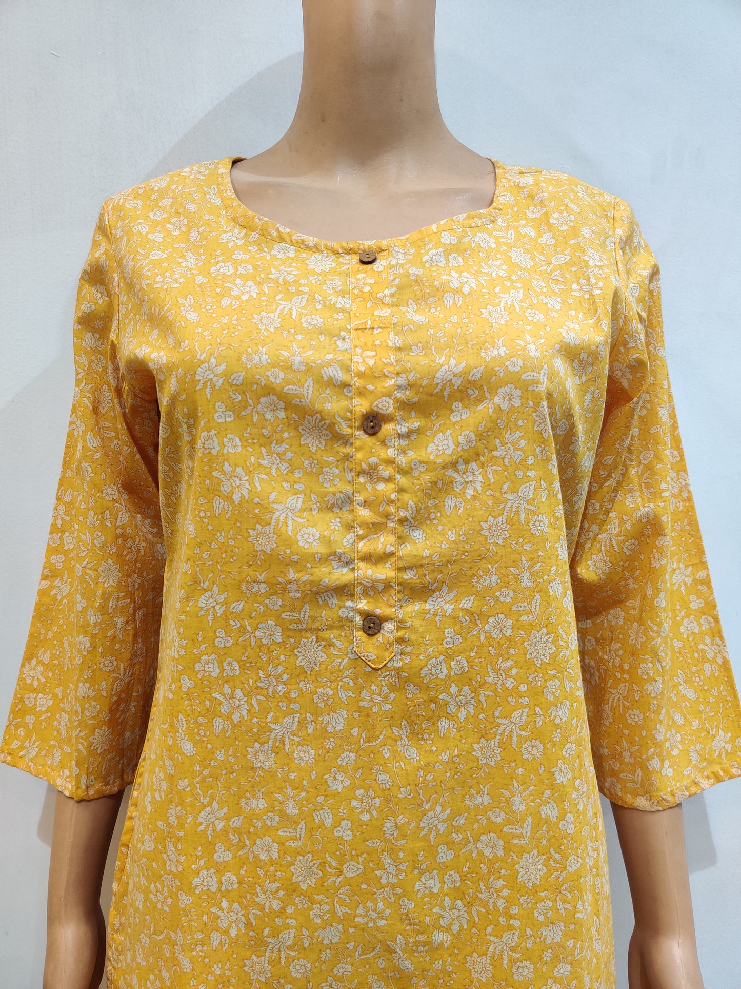 Dutch Iris Kurta