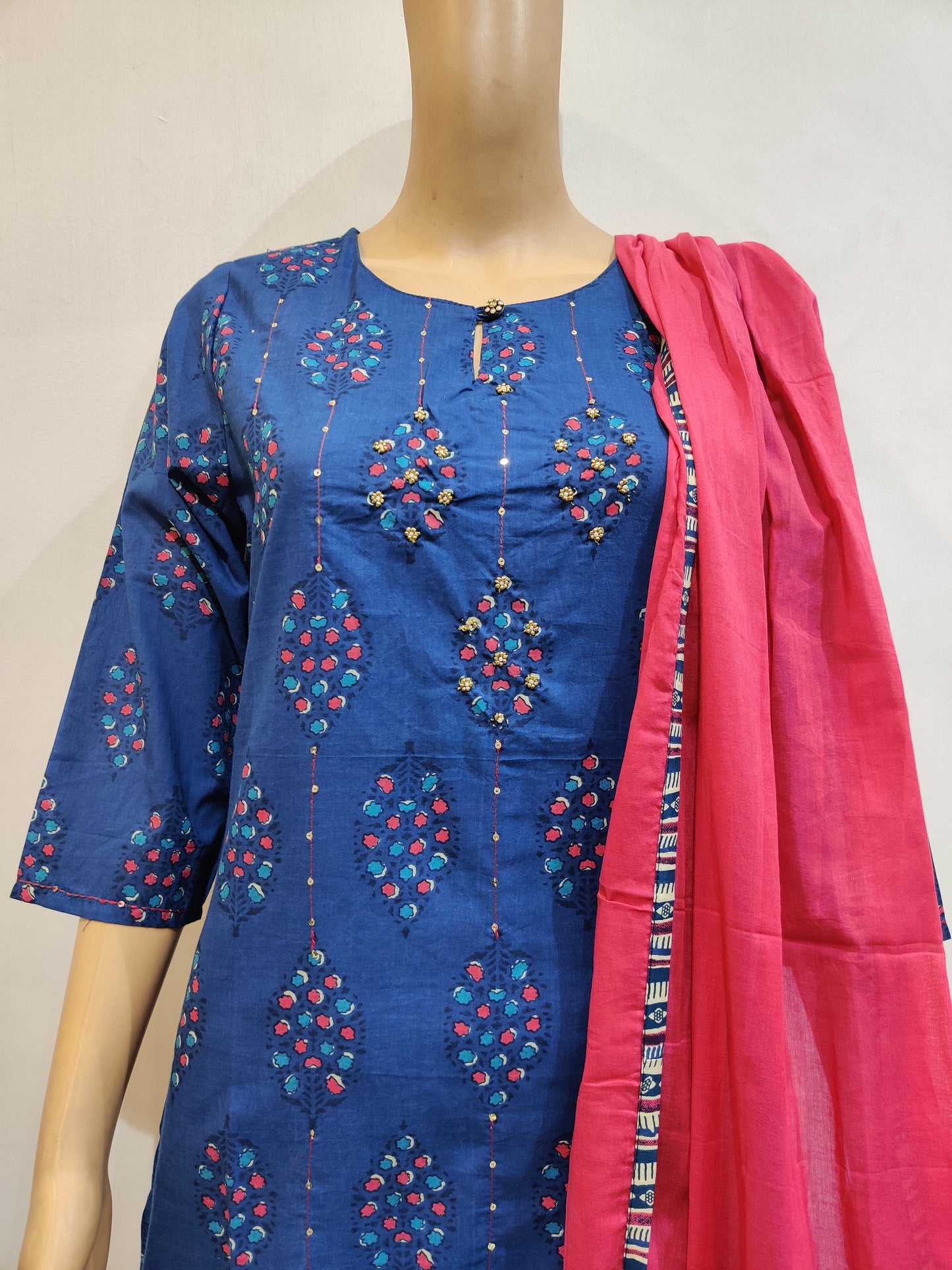Narcissus Kurta pant dupatta set