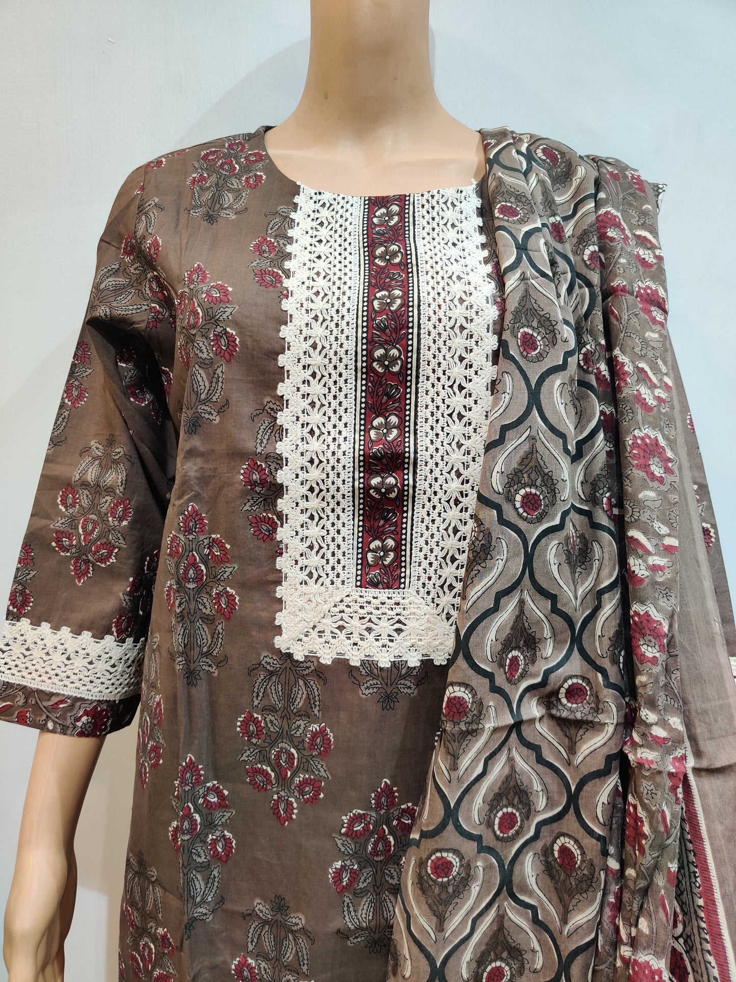 Hollyhock Kurta pant dupatta set