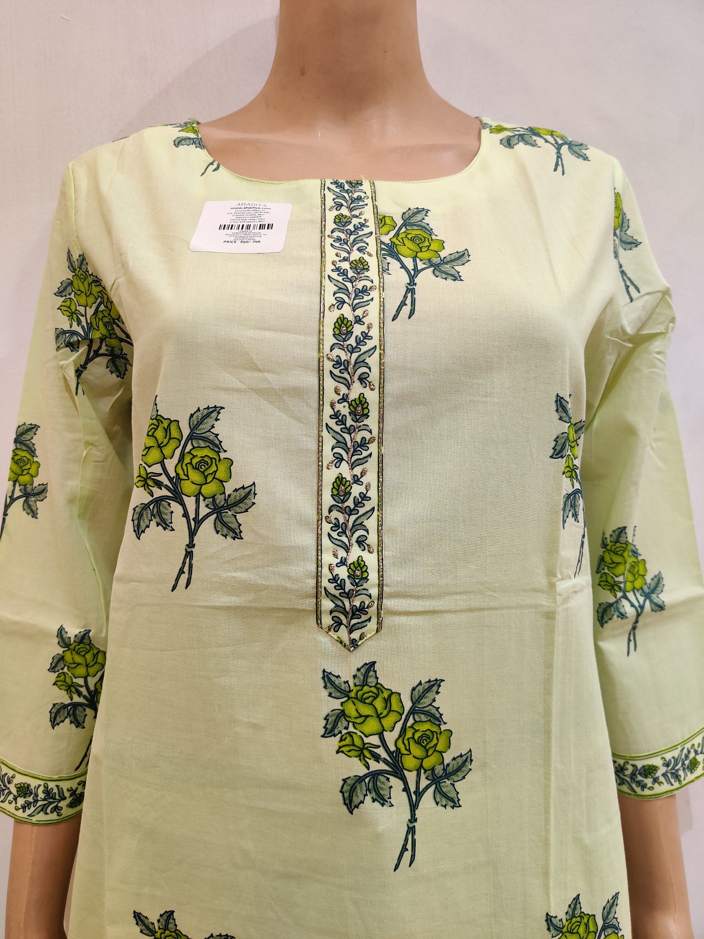 Bleeding Heart Kurti