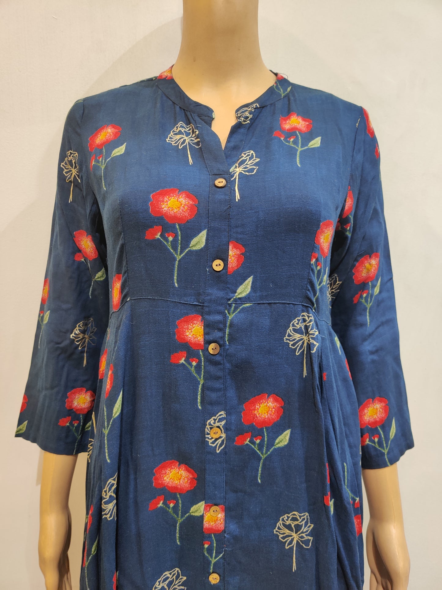 Nelumbo nucifera Kurti