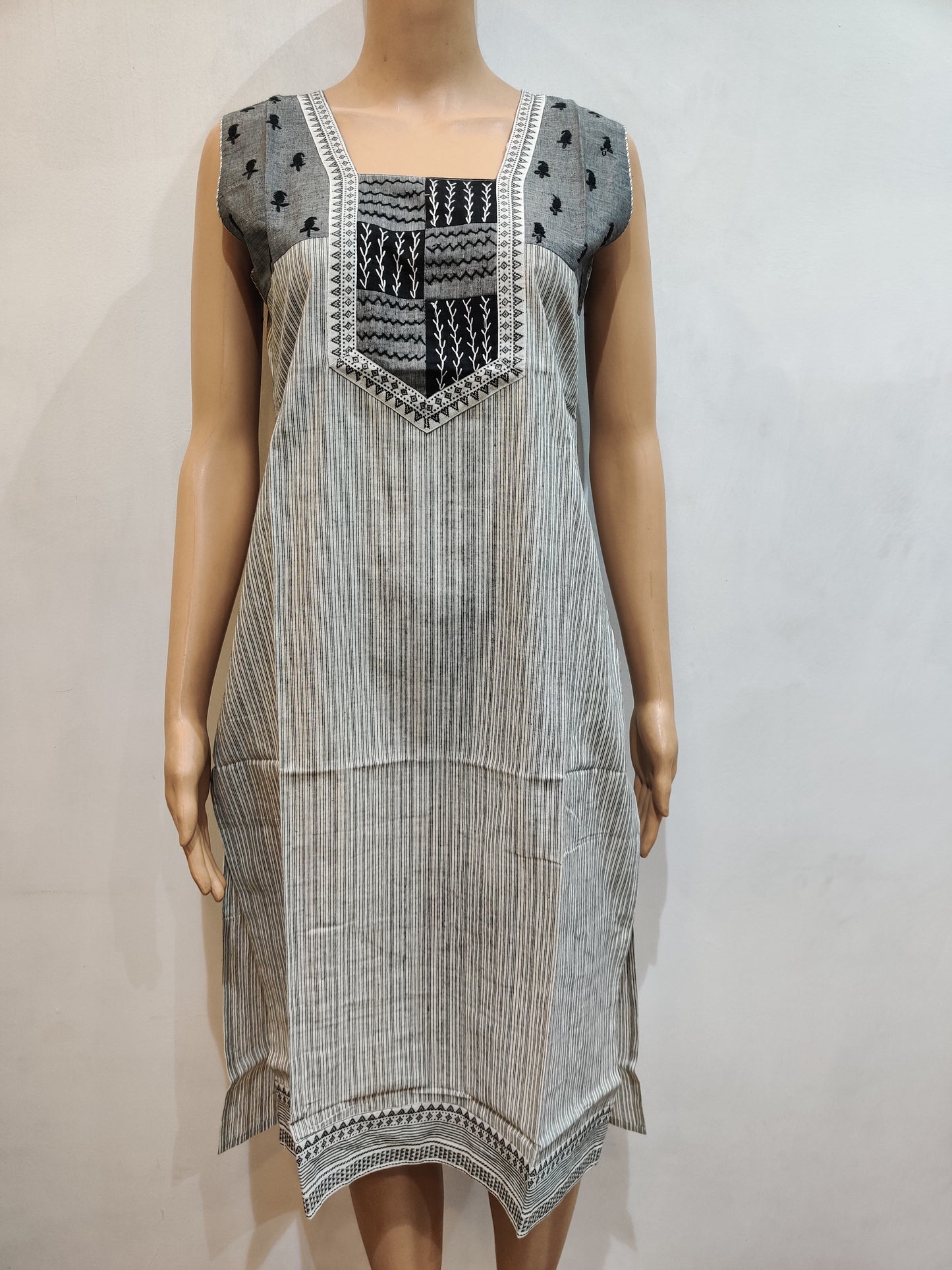 Neelkamal Kurti