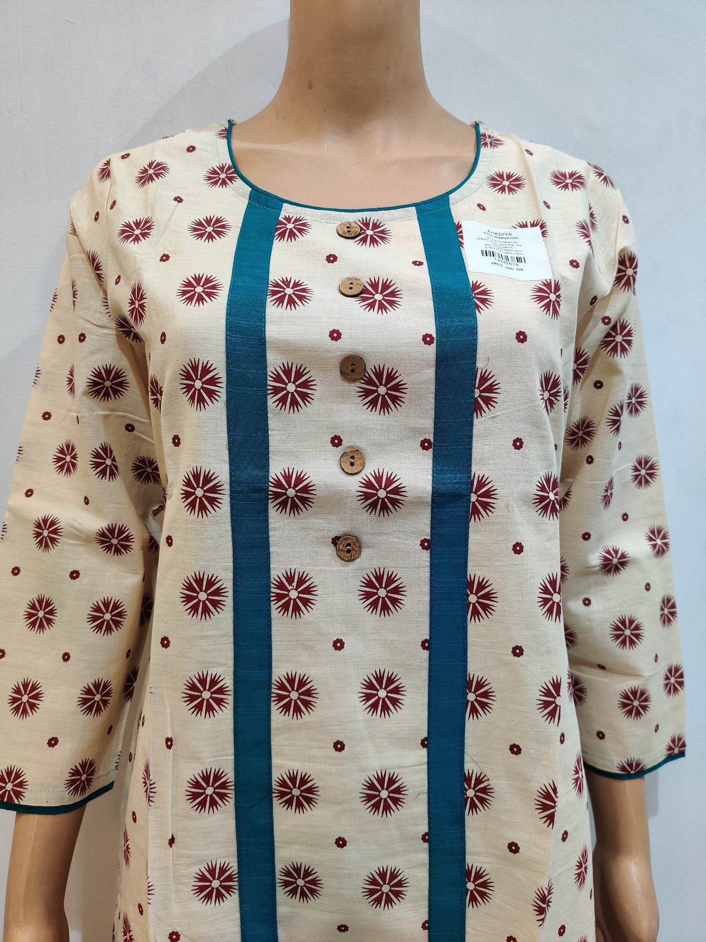 Madhwi Kurti