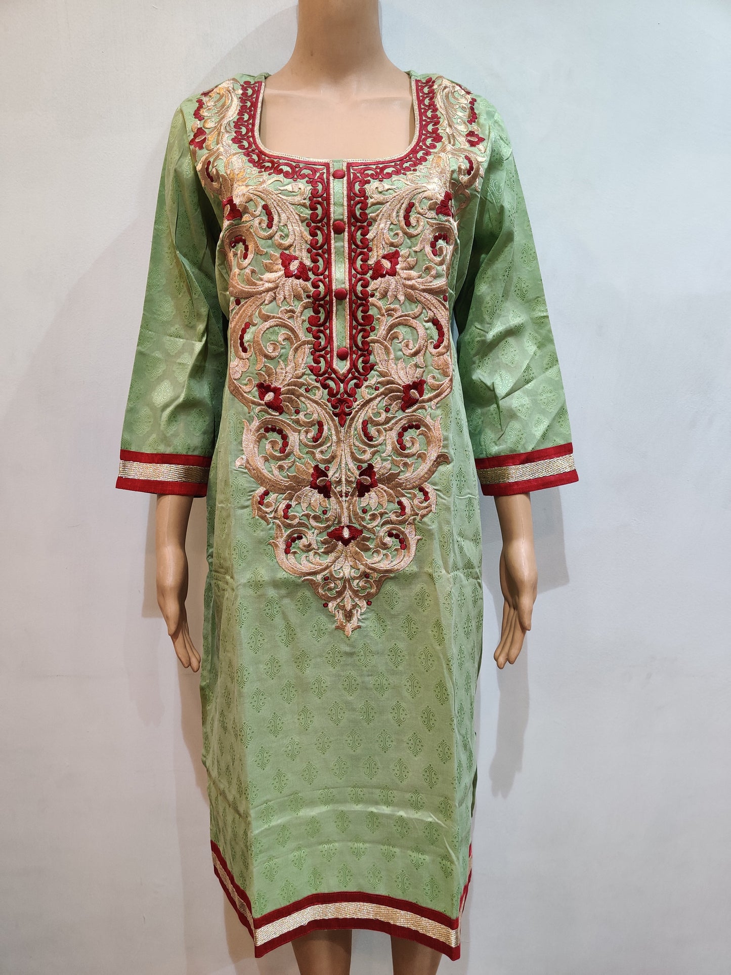 Shahabalot Kurti