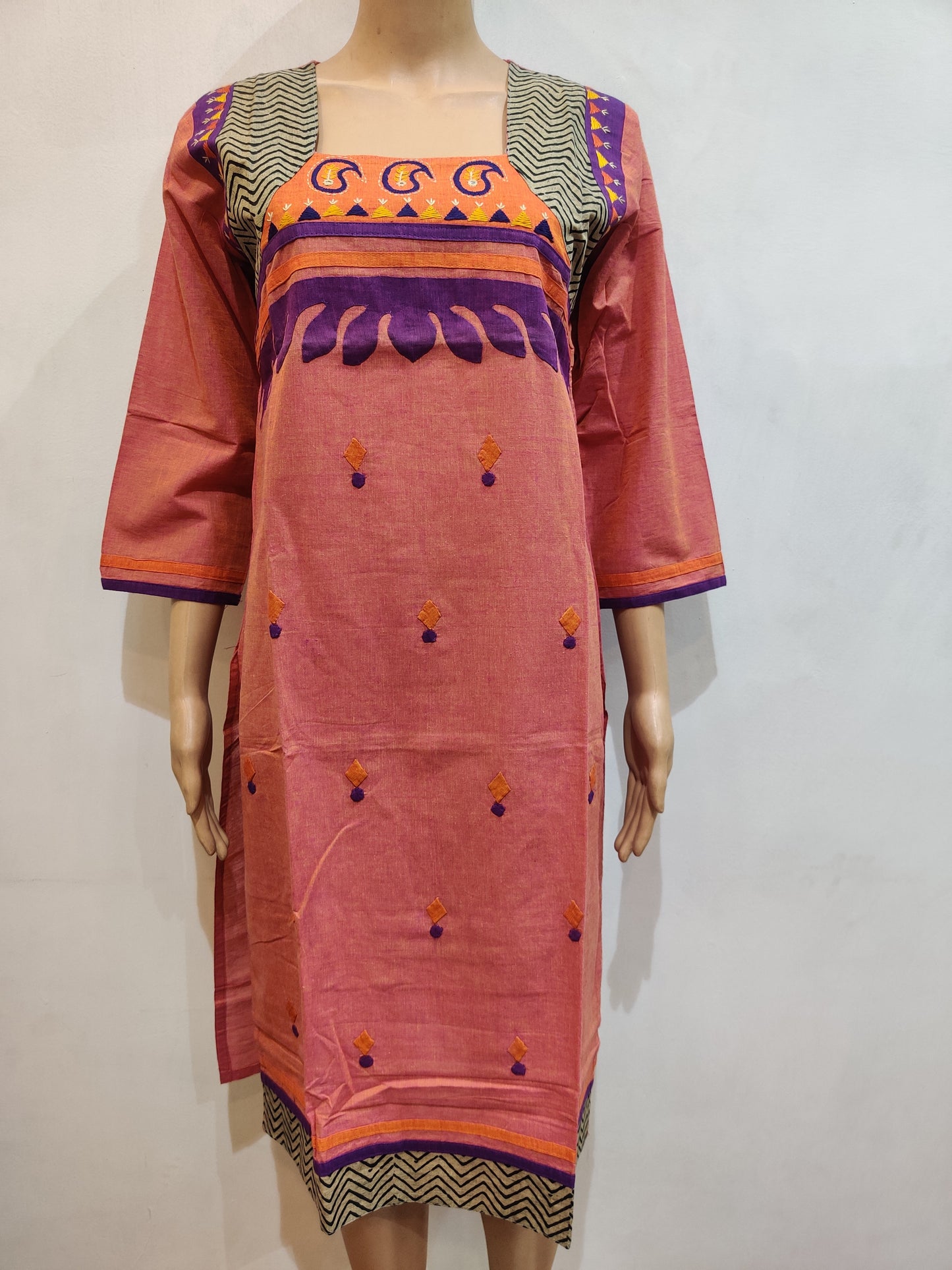 Kalmia Kurta