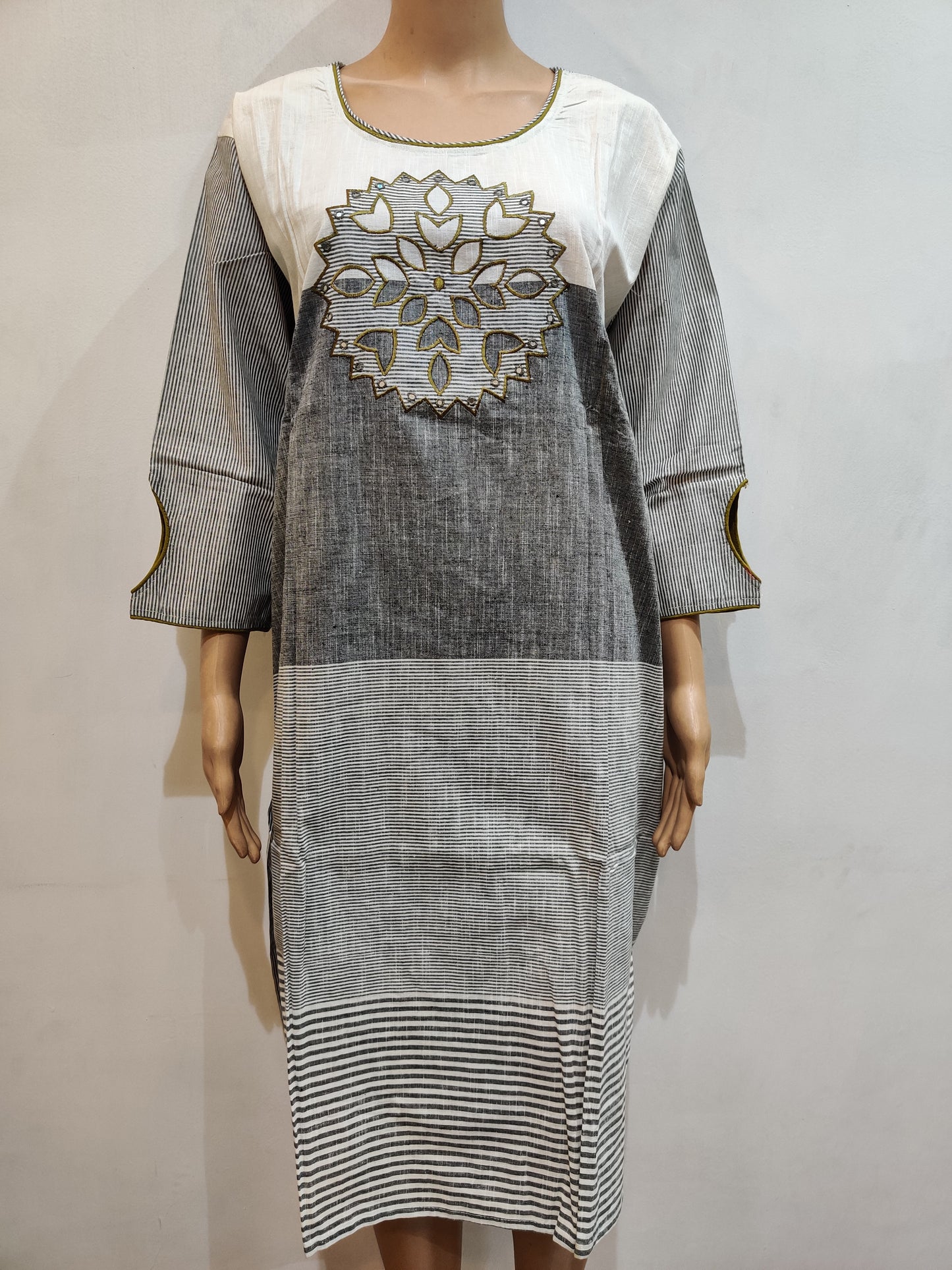 Jasmine Kurta