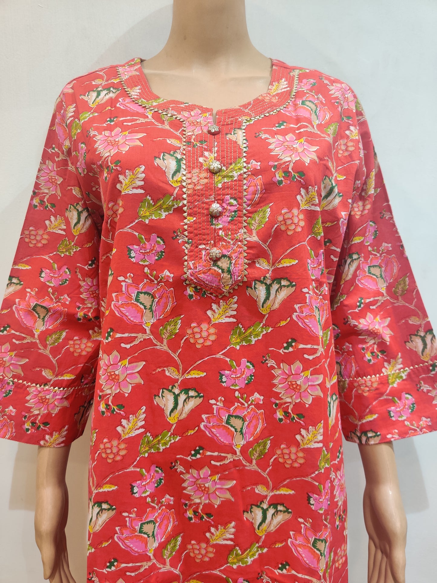Aster Kurta