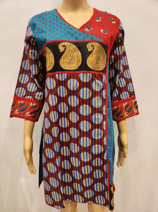 Lewesia Kurti