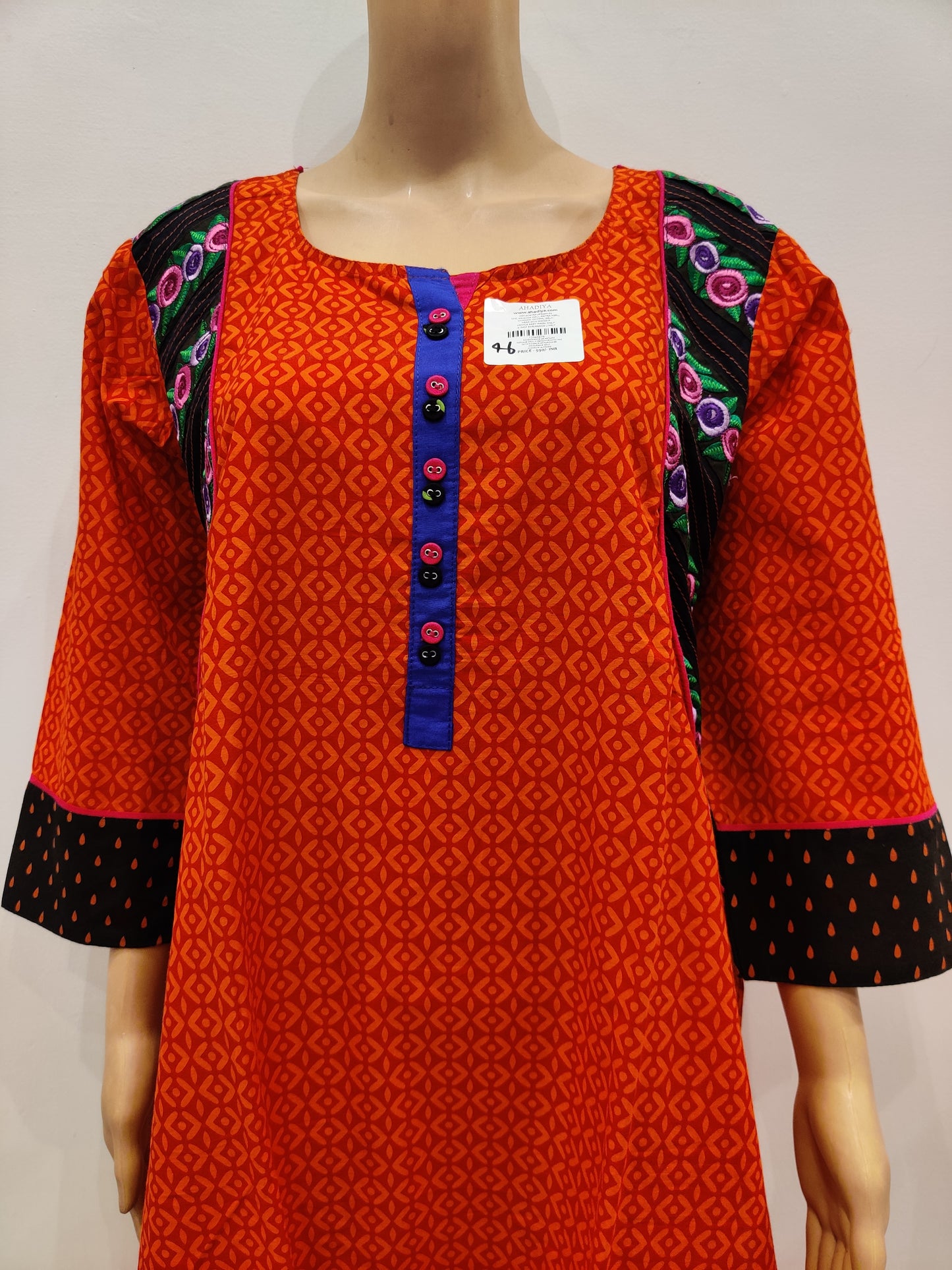 Nemophila Kurti