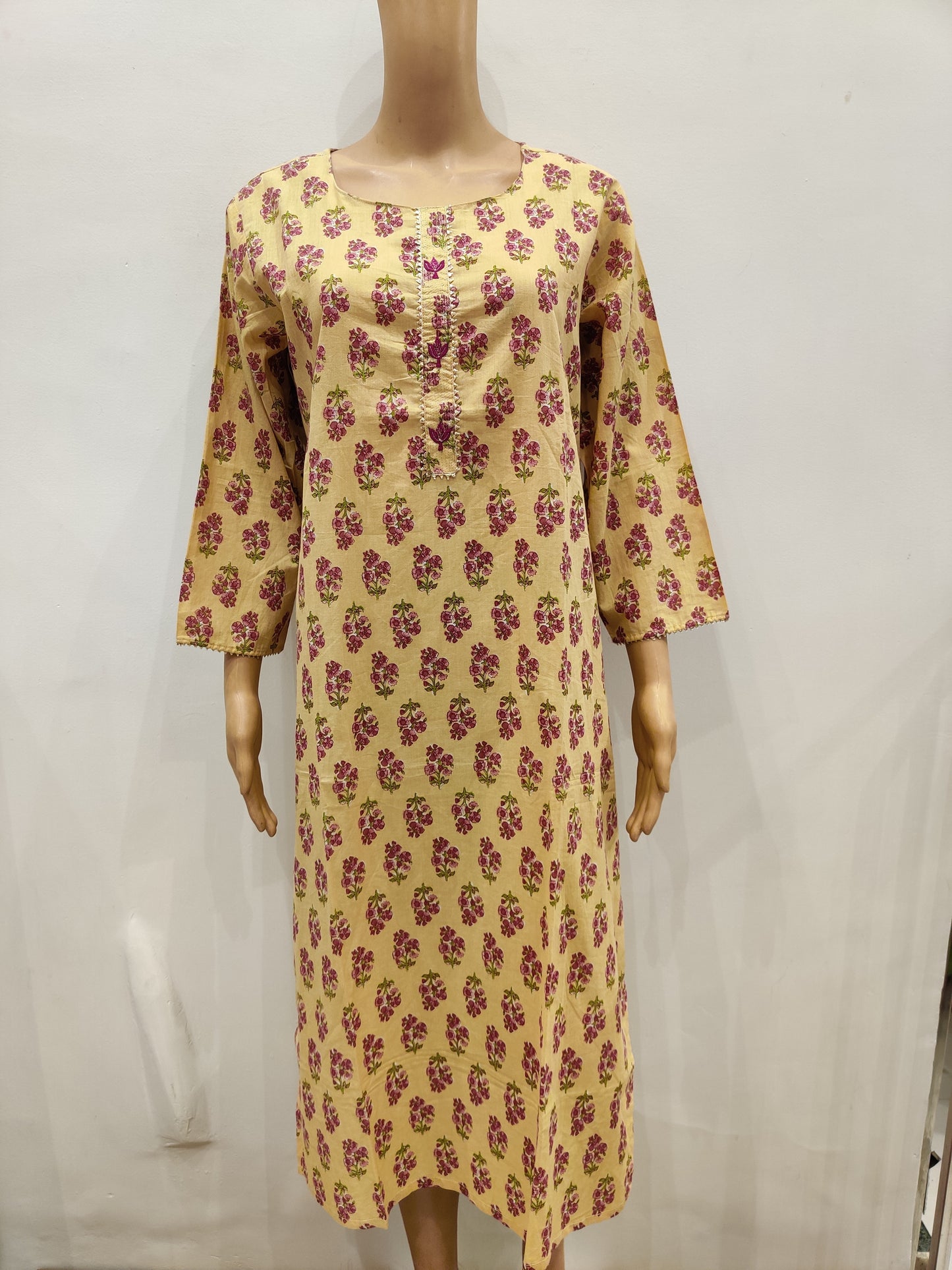 Ornamental Cherry Kurti