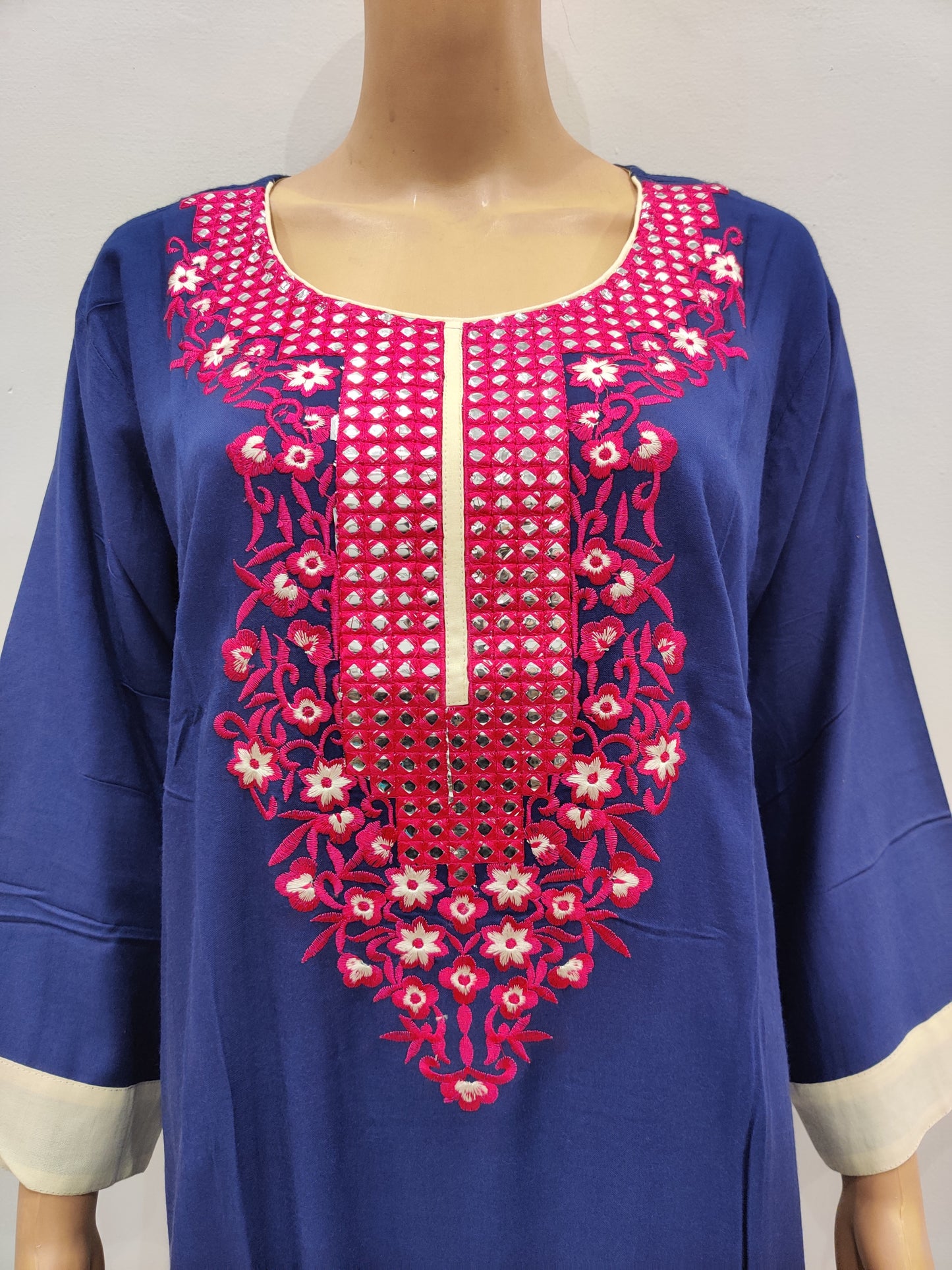 Poppy Kurti