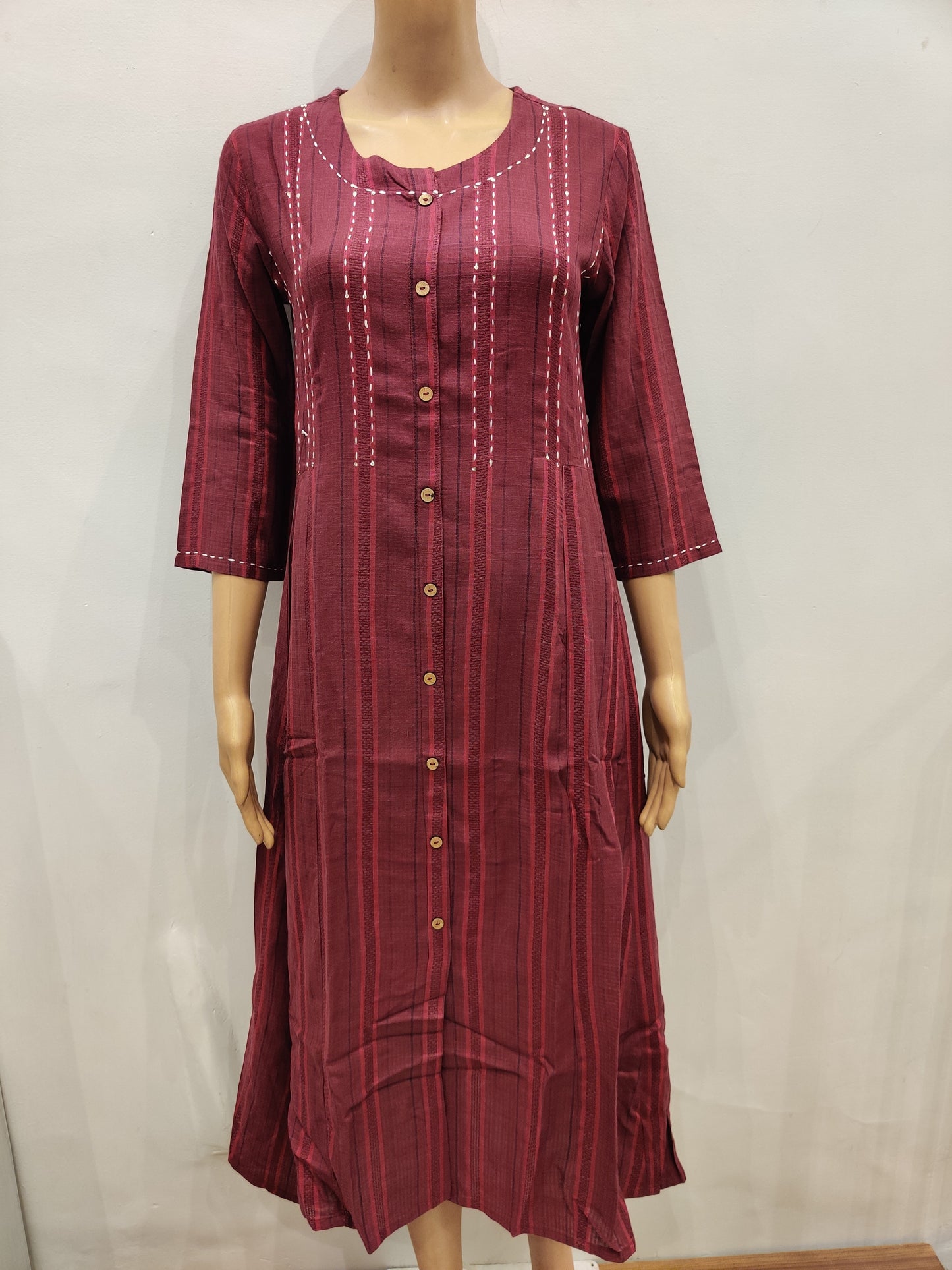 Yarrow Kurti