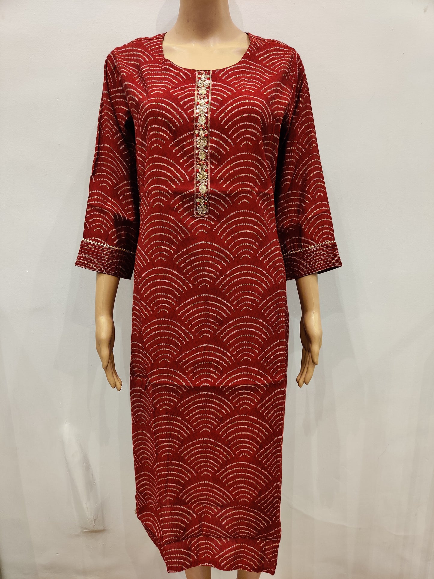 Cyclamen Kurti