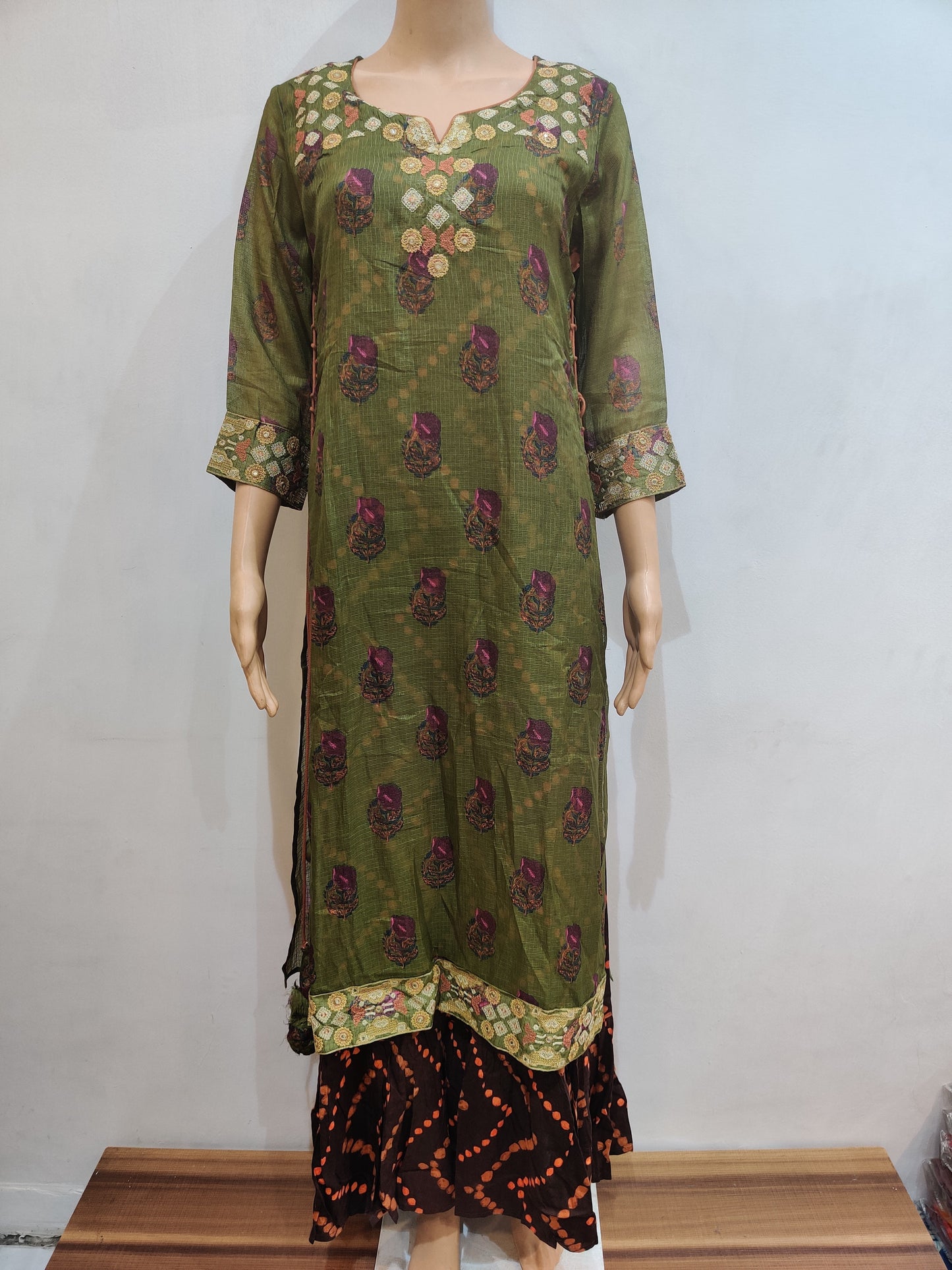 Nemesia Kurti with pants