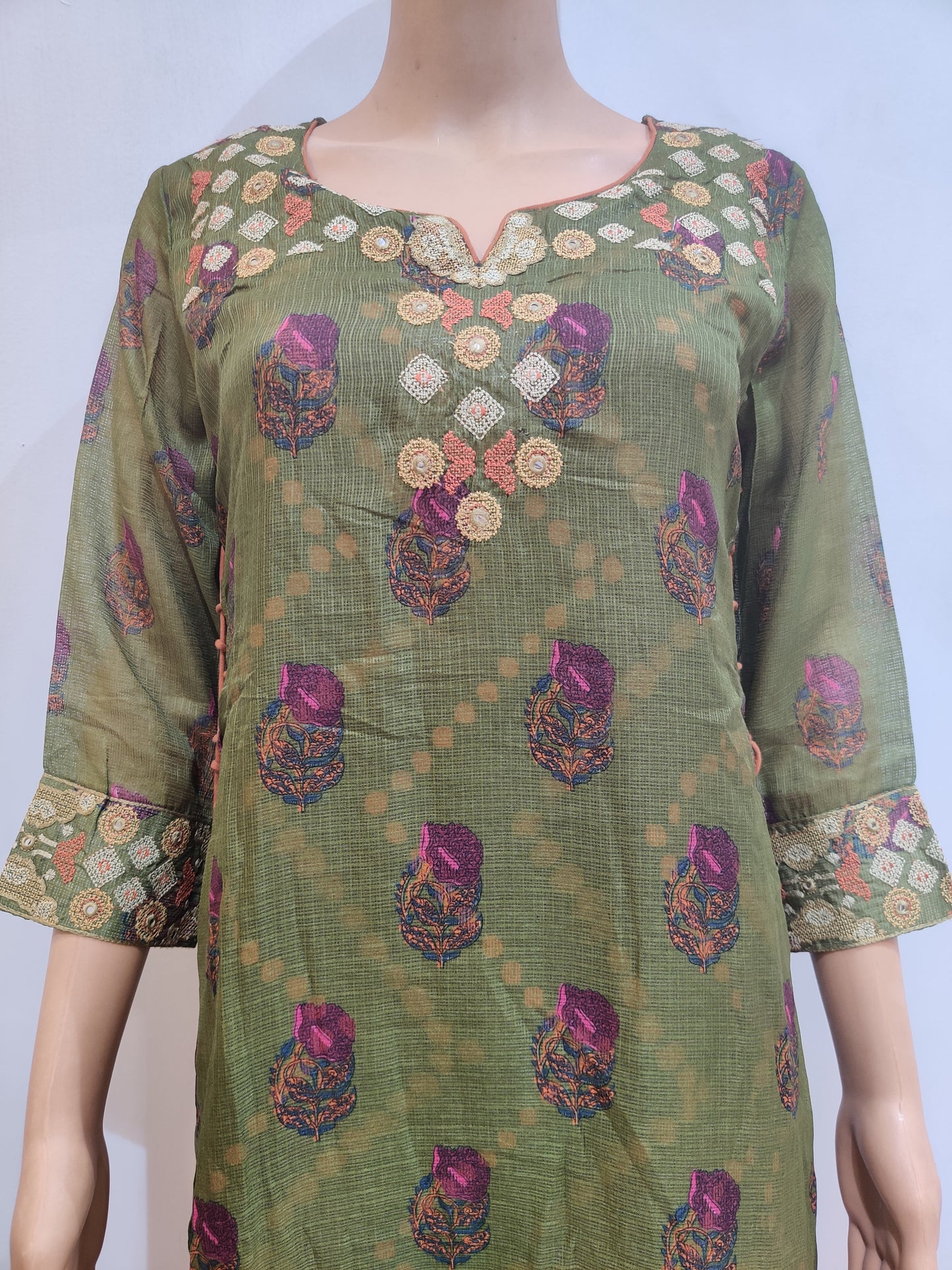 Nemesia Kurti with pants