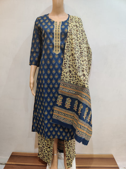 American Wisteria Kurta pant with dupatta set