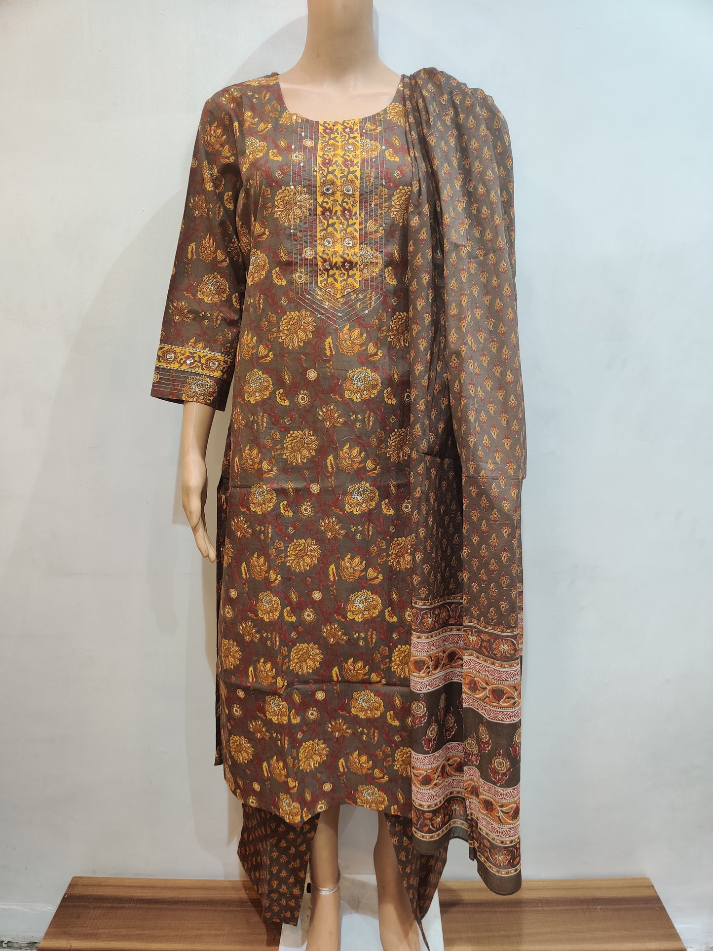 Trillium Kurta pant dupatta set