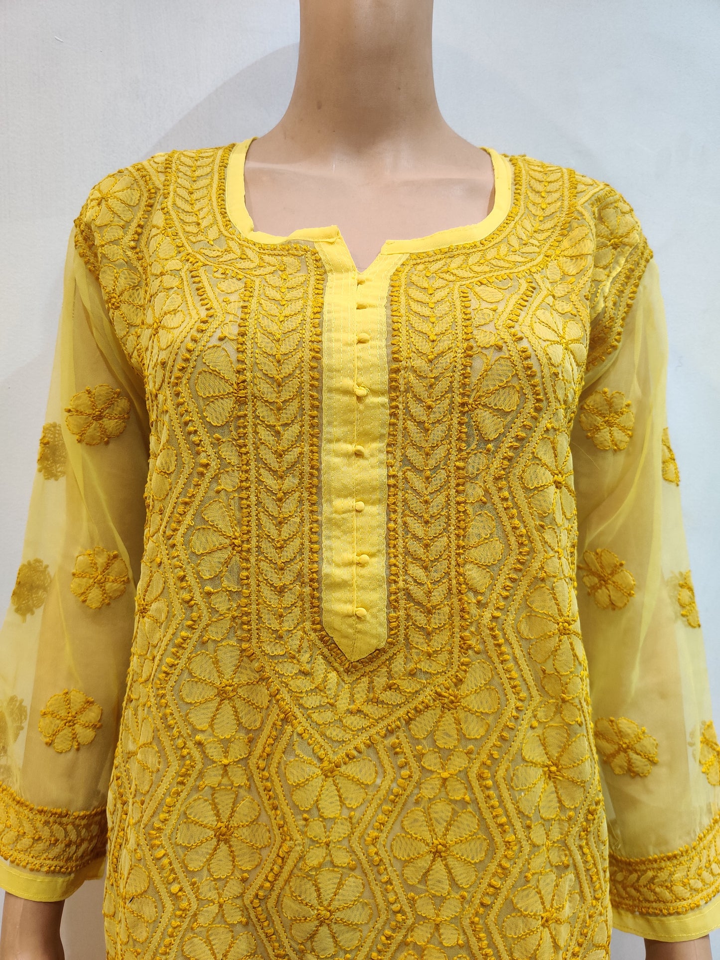 Hyacinth Kurti