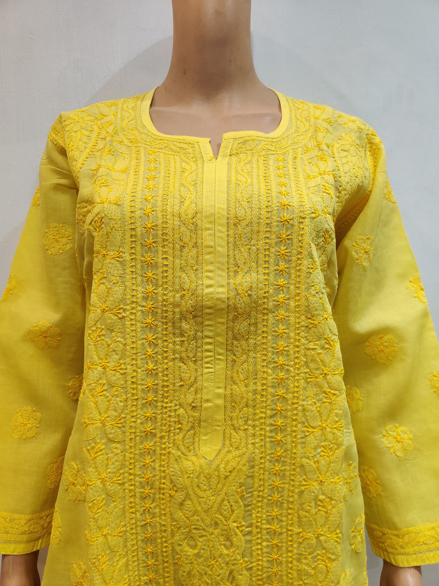 Pansy Kurti