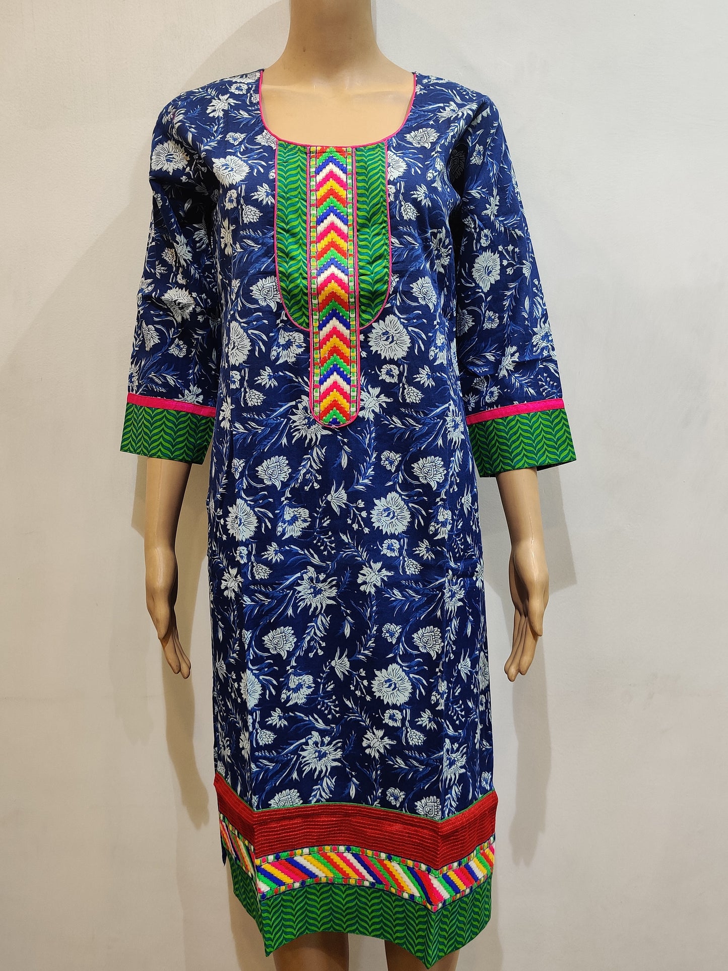 Hibiscus Kurti