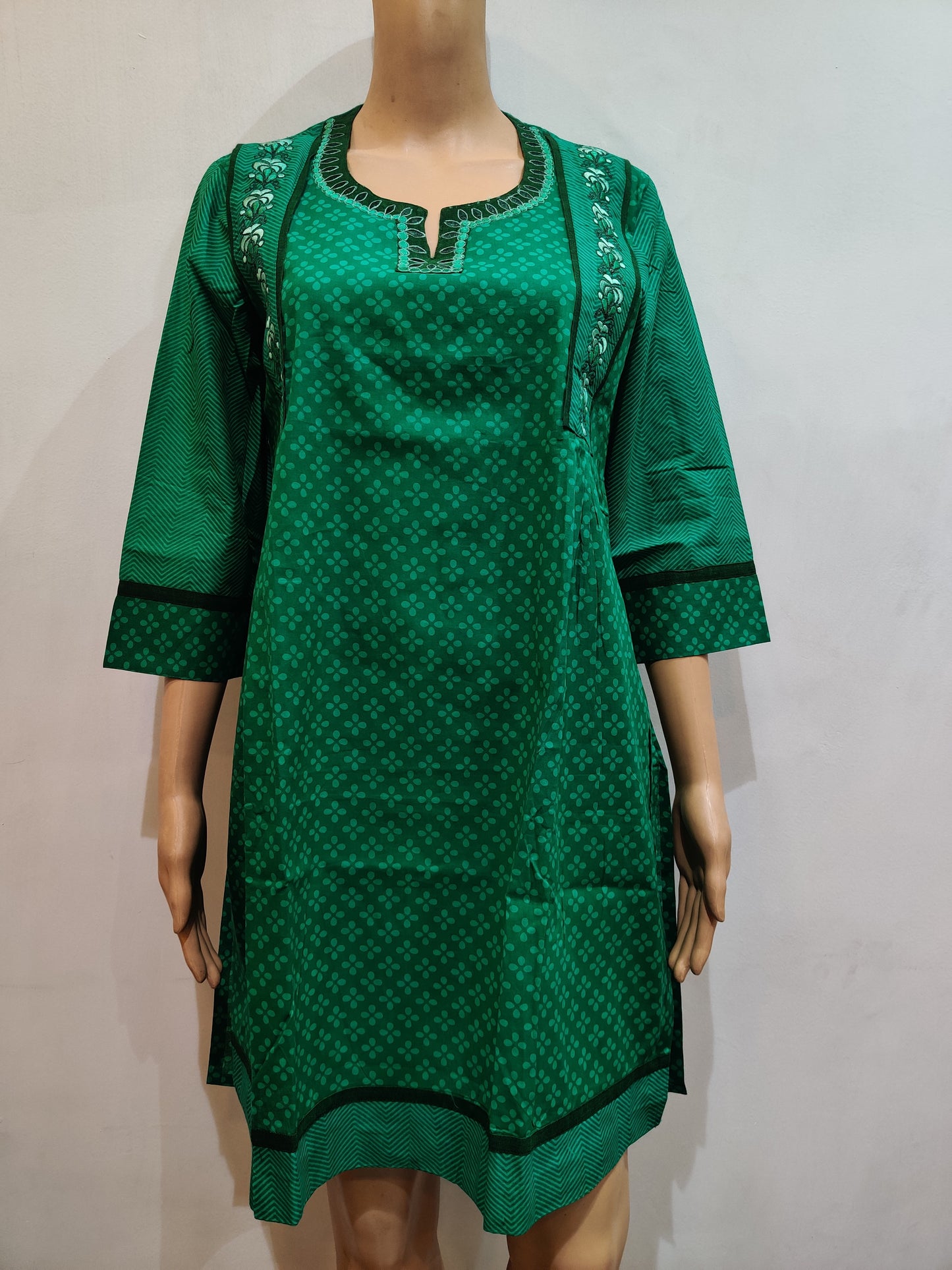 Camellia Kurti