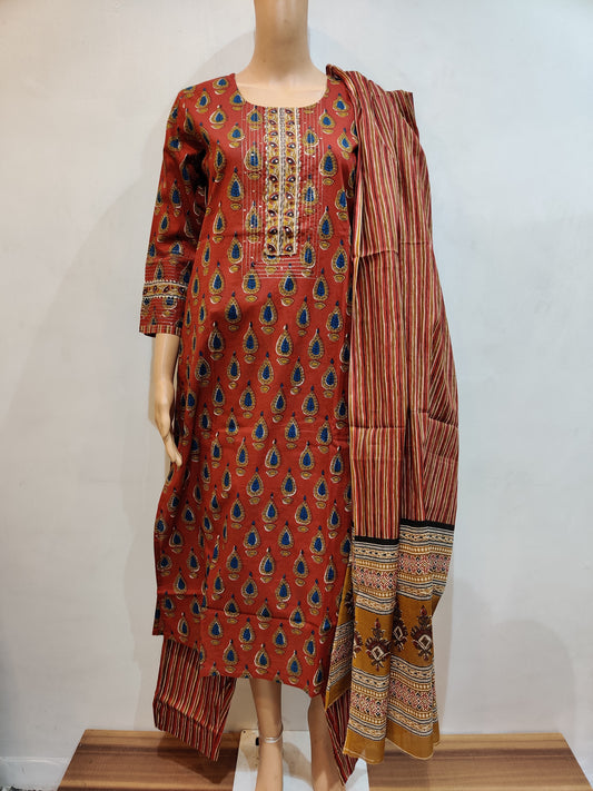 Alyssum Kurta with dupatta