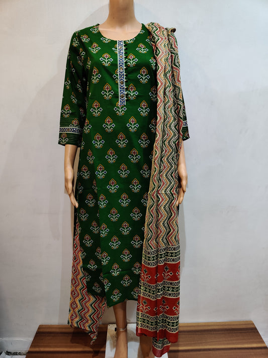 Artemisia Kurti