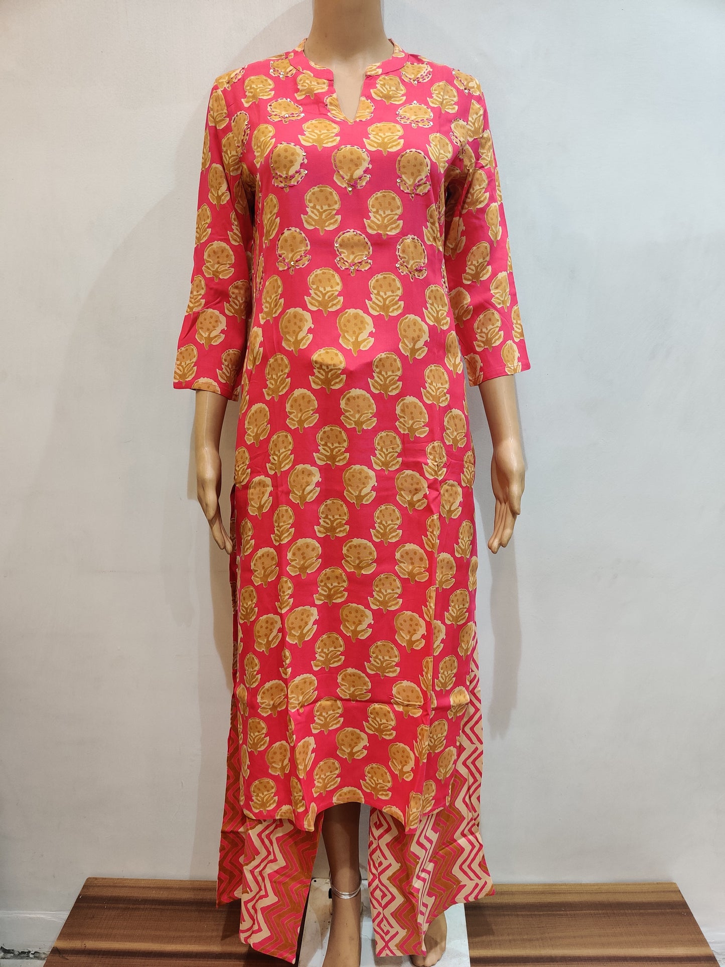 Black-Eyed Susan Kurti