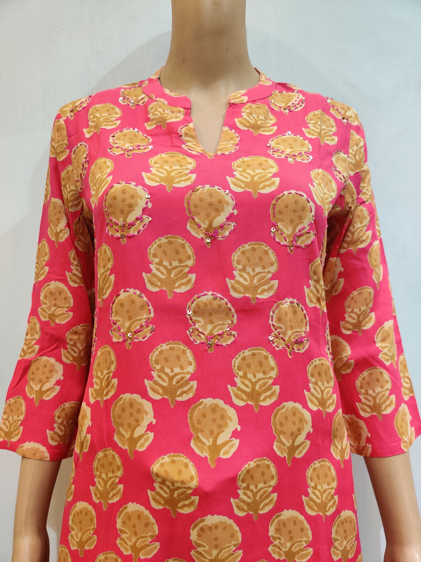 Black-Eyed Susan Kurti