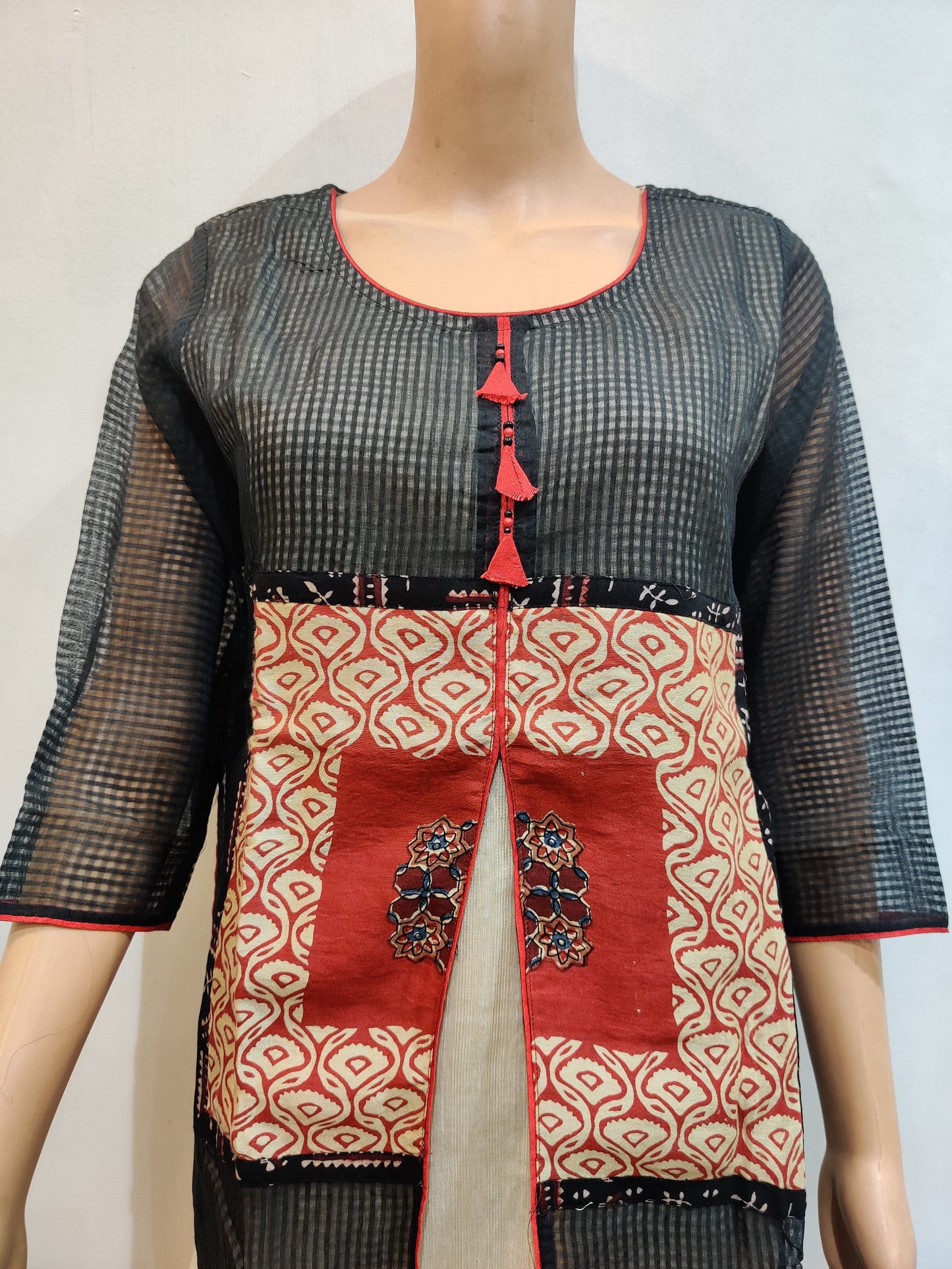 Bauhinia Kurti