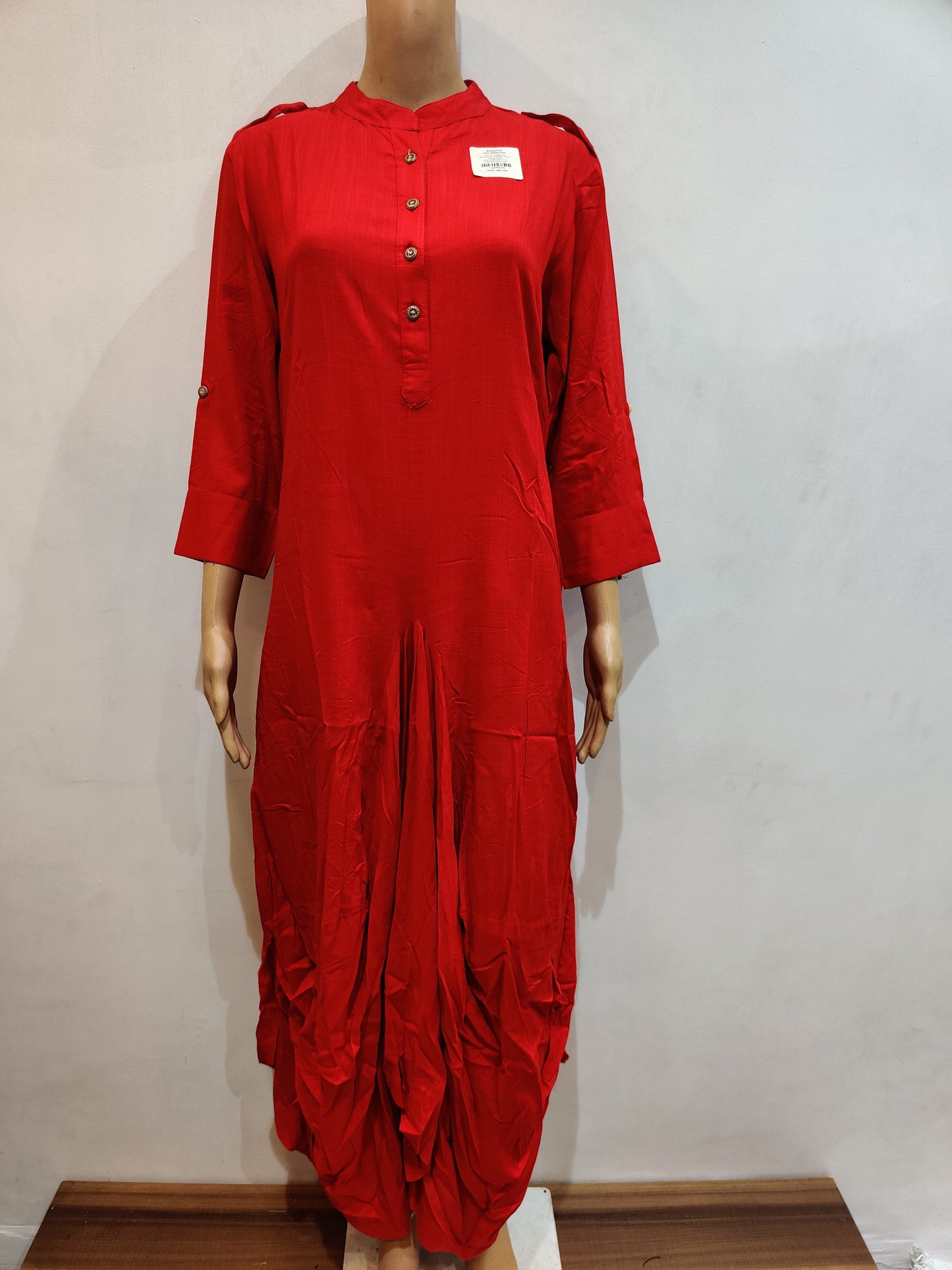 Ratna Jyoti Gown
