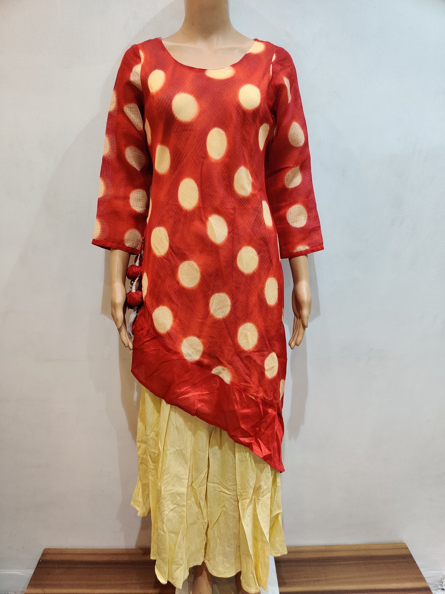 Blood Lily Kurta