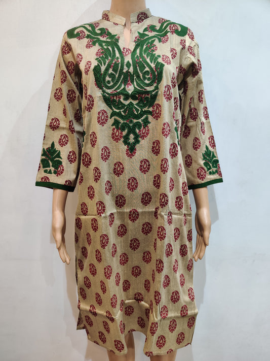 Nargis Kurta