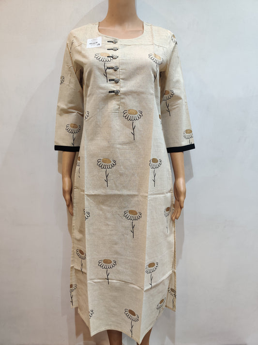 Daisy Kurta