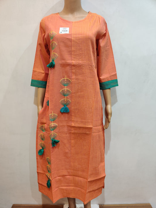 Kadambar kurta