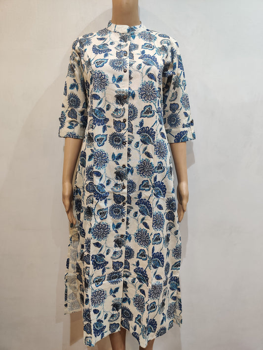 Daisy Kurta