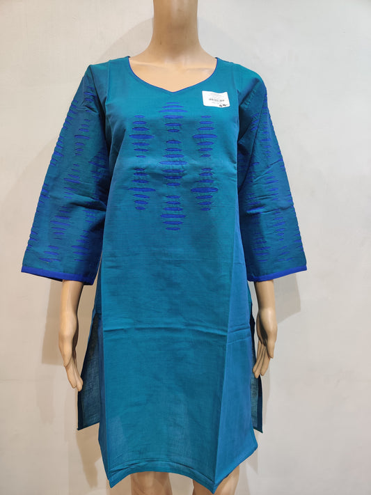 Azalea Kurta